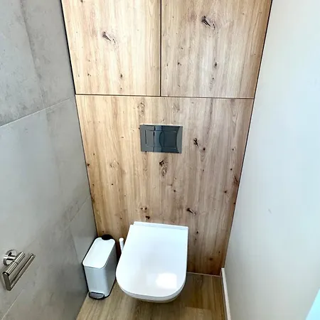 Homerentals - Reja - 5os, Spokoj, Widok Na Park Apartment